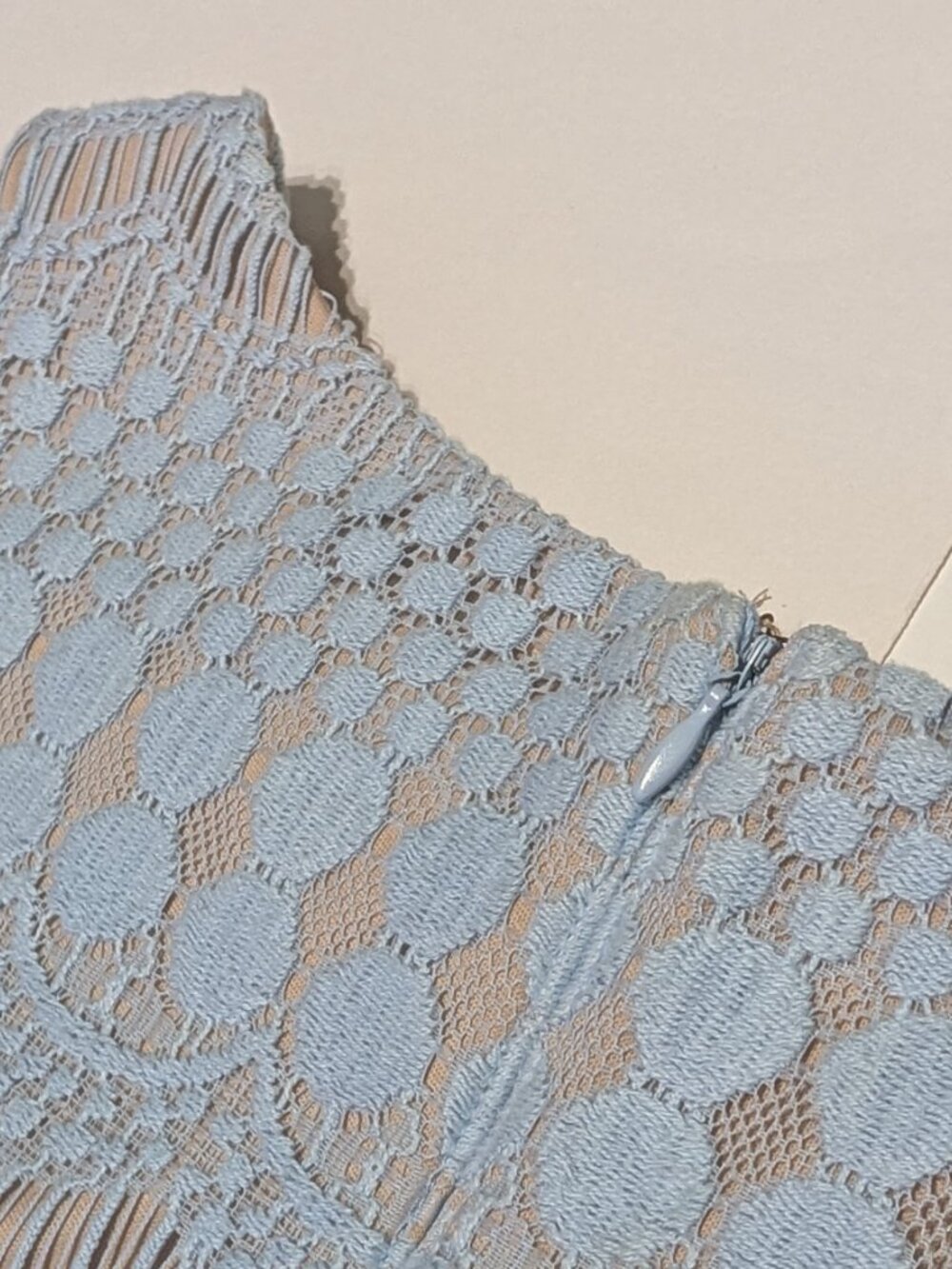 Jessica Howard Women's Blue Lace with Nude Lining Sheath Dress, Size 10 P - Picture 9 of 15